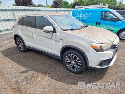 Czwarte zdjęcie samochodu z boku: 2018 MITSUBISHI OUTLANDER SPORT ES VIN:JA4AR3AU1JU016158 - miniatura