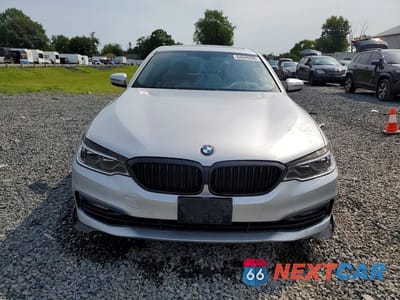 Piąte zdjęcie samochodu w środku: 2017 BMW 540 XI VIN:WBAJE7C34HG890362 - miniatura