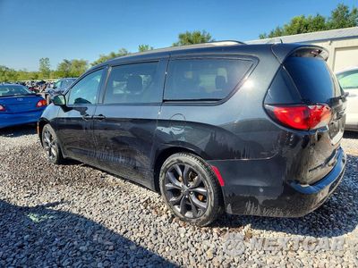 Drugie zdjęcie samochodu z przodu: 2020 CHRYSLER PACIFICA TOURING L VIN:2C4RC1BGXLR104682 - miniatura