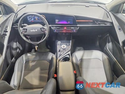Zdjęcie 8 z 14 samochodu: 2023 KIA NIRO WIND VIN:KNDCR3L13P5033614 - miniatura
