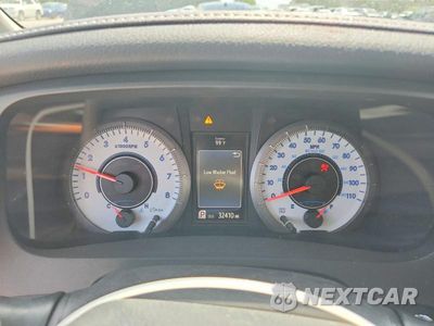 Zdjęcie 9 z 14 samochodu: 2015 TOYOTA SIENNA VIN:5TDXK3DC0FS676369 - miniatura