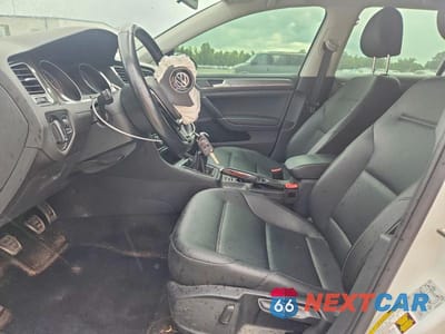 Zdjęcie 7 z 13 samochodu: 2019 VOLKSWAGEN GOLF ALLTRACK S VIN:3VWM17AU7KM506589 - miniatura