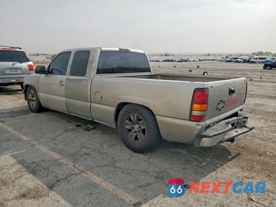 Drugie zdjęcie samochodu z przodu: 2000 CHEVROLET SILVERADO C1500 VIN:2GCEC19V2Y1135191 - miniatura