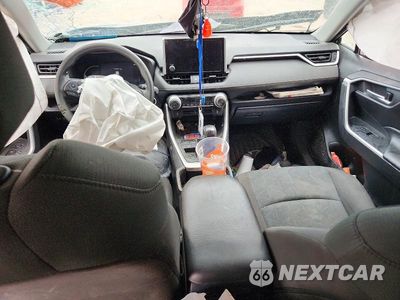 Zdjęcie 8 z 13 samochodu: 2023 TOYOTA RAV4 XLE VIN:2T3W1RFV9PW279940 - miniatura
