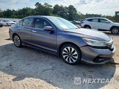 Czwarte zdjęcie samochodu z boku: 2017 HONDA ACCORD TOURING HYBRID VIN:JHMCR6F7XHC025958 - miniatura