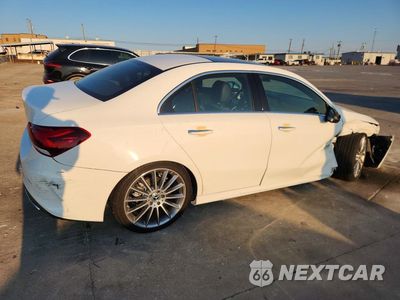 Trzecie zdjęcie samochodu z tyłu: 2022 MERCEDES-BENZ A 220 VIN:W1K3G4EB1NJ360945 - miniatura
