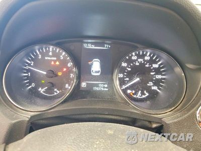 Zdjęcie 9 z 13 samochodu: 2017 NISSAN ROGUE SV VIN:5N1AT2MV3HC767442 - miniatura