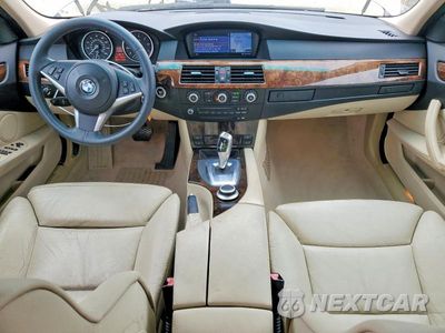 Zdjęcie 8 z 12 samochodu: 2008 BMW 528 I VIN:WBANU53538CT07104 - miniatura