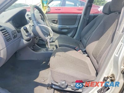Zdjęcie 7 z 12 samochodu: 2002 HYUNDAI ACCENT GL VIN:KMHCG45C82U387634 - miniatura