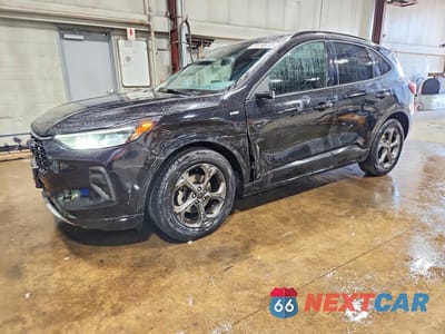 2023 FORD ESCAPE ST LINE 1FMCU0MN6PUA79096 - główne zdjęcie licytacji z USA - miniatura