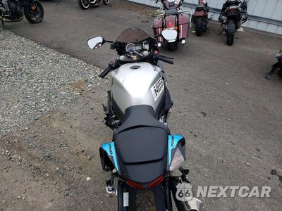 Zdjęcie 6 z 9 samochodu: 2026 SUZUKI GSX-R750 VIN:JS1GR7MA1T7100159 - miniatura