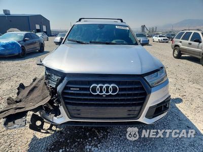Piąte zdjęcie samochodu w środku: 2018 AUDI Q7 PRESTIGE VIN:WA1VAAF74JD014078 - miniatura