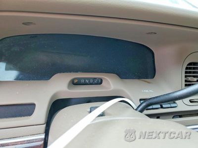 Zdjęcie 9 z 12 samochodu: 2004 MERCURY GRAND MARQUIS LS VIN:2MEHM75W04X671431 - miniatura