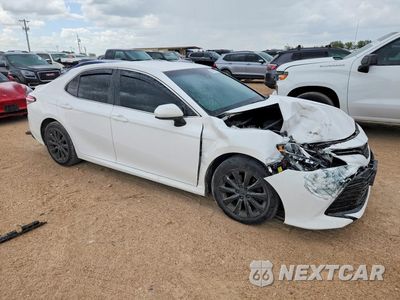 Czwarte zdjęcie samochodu z boku: 2018 TOYOTA CAMRY LE VIN:4T1B11HK3JU628660 - miniatura