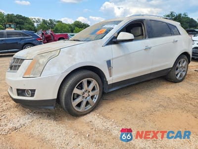 2003 CADILLAC SRX 3GYFNKE40AS644489 - główne zdjęcie licytacji z USA - miniatura