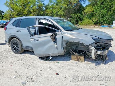 Czwarte zdjęcie samochodu z boku: 2024 HONDA CR-V LX VIN:2HKRS3H26RH303535 - miniatura