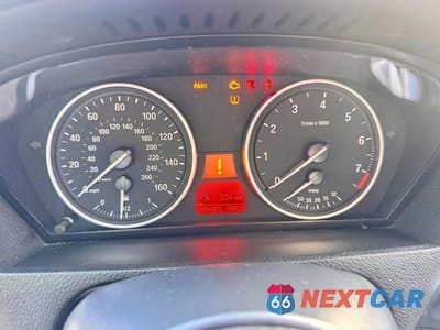 Zdjęcie 8 z 10 samochodu: 2013 BMW X5 XDRIVE50I VIN:5UXZV8C50D0C14959 - miniatura