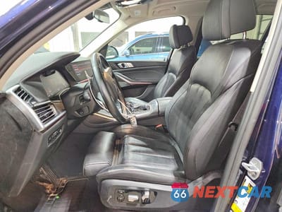 Zdjęcie 7 z 14 samochodu: 2020 BMW X7 XDRIVE40I VIN:5UXCW2C09L9B40312 - miniatura