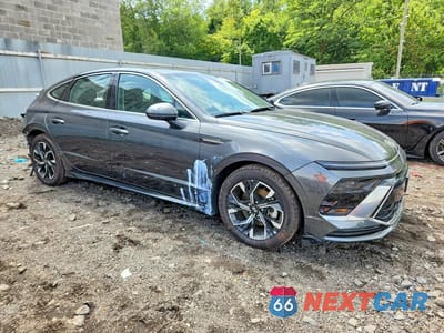 Czwarte zdjęcie samochodu z boku: 2025 HYUNDAI SONATA SEL VIN:KMHL64JA8SA432273 - miniatura