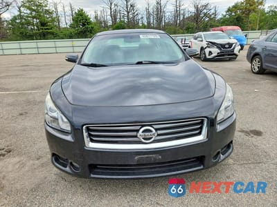 Piąte zdjęcie samochodu w środku: 2013 NISSAN MAXIMA 3.5 S VIN:1N4AA5APXDC809591 - miniatura