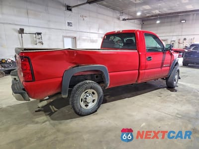 Trzecie zdjęcie samochodu z tyłu: 2007 CHEVROLET SILVERADO C2500 HEAVY DUTY VIN:1GCHC24U67E197823 - miniatura