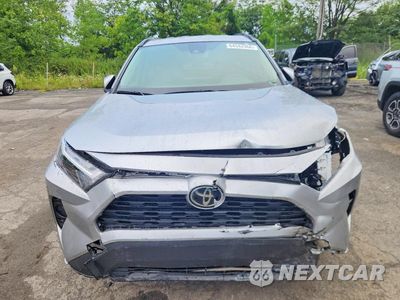 Piąte zdjęcie samochodu w środku: 2025 TOYOTA RAV4 HYBRID XLE VIN:JTMRWRFV8SJ066385 - miniatura