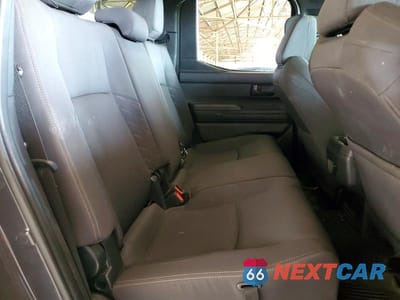 Zdjęcie 10 z 12 samochodu: 2025 TOYOTA TACOMA SR5 VIN:3TMKB5FN6SM051344 - miniatura