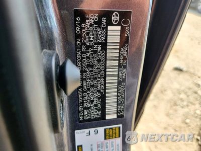 Zdjęcie 12 z 12 samochodu: 2017 TOYOTA PRIUS FOUR VIN:JTDKARFU3H3032830 - miniatura