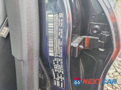 Zdjęcie 14 z 14 samochodu: 2023 ALFA ROMEO STELVIO TI VIN:ZASPAKBN1P7D56675 - miniatura