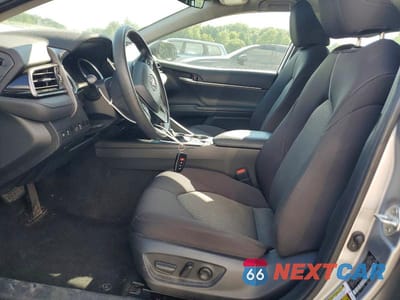Zdjęcie 7 z 12 samochodu: 2021 TOYOTA CAMRY LE VIN:4T1C31AK9MU565609 - miniatura
