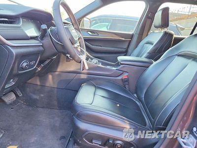 Zdjęcie 7 z 14 samochodu: 2025 JEEP GRAND CHEROKEE LIMITED VIN:1C4RJHBG9SC276725 - miniatura