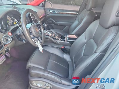 Zdjęcie 7 z 13 samochodu: 2017 PORSCHE CAYENNE SE HYBRID PLATINUM VIN:WP1AE2A25HLA71480 - miniatura