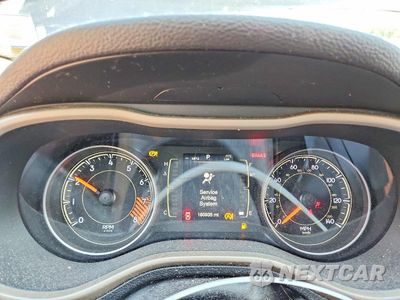 Zdjęcie 9 z 13 samochodu: 2015 JEEP CHEROKEE ALTITUDE VIN:1C4PJMCS0FW565032 - miniatura