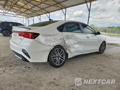 Trzecie zdjęcie samochodu z tyłu: 2024 KIA FORTE GT LINE VIN:3KPF54AD3RE772968 - miniatura