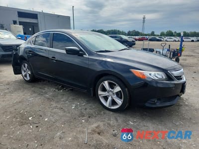 Czwarte zdjęcie samochodu z boku: 2013 ACURA ILX 20 TECH VIN:19VDE1F78DE005952 - miniatura