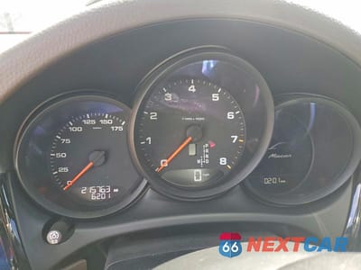 Zdjęcie 9 z 13 samochodu: 2021 PORSCHE MACAN VIN:WP1AA2A51MLB00330 - miniatura