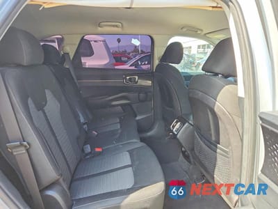 Zdjęcie 11 z 13 samochodu: 2022 KIA SORENTO LX VIN:5XYRG4LC3NG078760 - miniatura