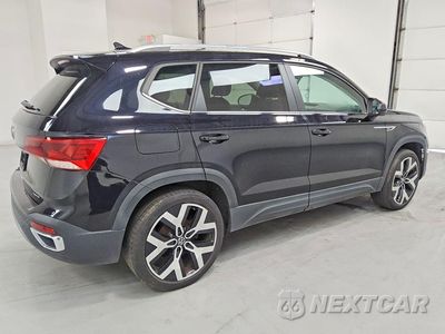 Trzecie zdjęcie samochodu z tyłu: 2022 VOLKSWAGEN TAOS SEL VIN:3VVJX7B21NM025082 - miniatura