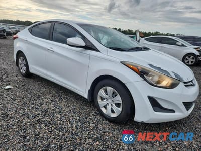 Czwarte zdjęcie samochodu z boku: 2016 HYUNDAI ELANTRA SE VIN:5NPDH4AE1GH780499 - miniatura