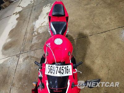 Piąte zdjęcie samochodu w środku: 2018 HONDA CBR600 RR VIN:JH2PC40J9JK400321 - miniatura