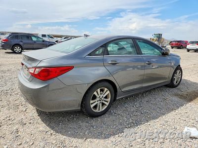 Trzecie zdjęcie samochodu z tyłu: 2013 HYUNDAI SONATA GLS VIN:5NPEB4AC1DH759958 - miniatura