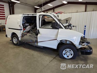 Czwarte zdjęcie samochodu z boku: 2023 CHEVROLET EXPRESS G2500 VIN:1GCWGAFP0P1242713 - miniatura