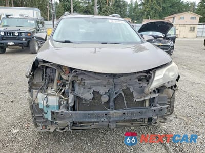 Piąte zdjęcie samochodu w środku: 2015 TOYOTA RAV4 LIMITED VIN:2T3DFREV6FW246564 - miniatura