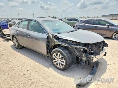 Czwarte zdjęcie samochodu z boku: 2015 NISSAN ALTIMA 2.5 S VIN:1N4AL3AP2FN314291 - miniatura