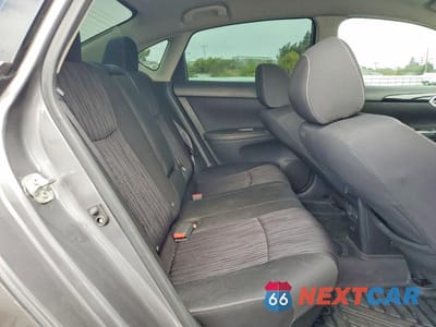 Zdjęcie 10 z 12 samochodu: 2019 NISSAN SENTRA SV VIN:3N1AB7AP9KY410066 - miniatura