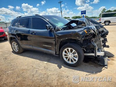 Czwarte zdjęcie samochodu z boku: 2019 JEEP CHEROKEE LATITUDE VIN:1C4PJLCB6KD187282 - miniatura