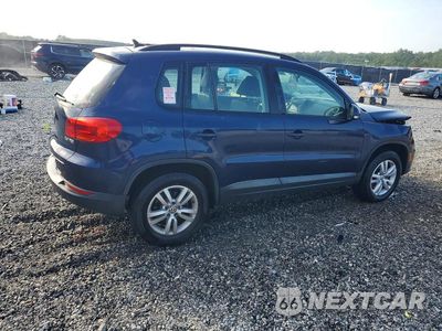 Trzecie zdjęcie samochodu z tyłu: 2015 VOLKSWAGEN TIGUAN S VIN:WVGAV7AXXFW599825 - miniatura
