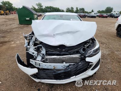Piąte zdjęcie samochodu w środku: 2019 CHEVROLET CRUZE LT VIN:1G1BE5SM7K7142971 - miniatura