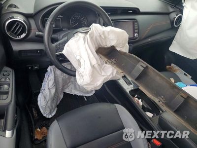 Zdjęcie 8 z 12 samochodu: 2024 NISSAN KICKS SR VIN:3N1CP5DV2RL501079 - miniatura