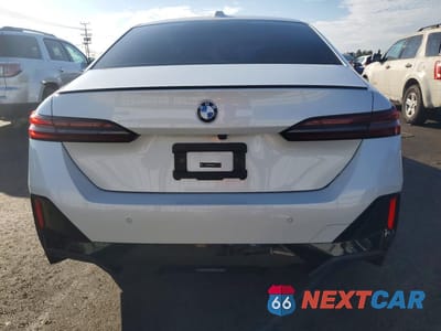 Zdjęcie 6 z 12 samochodu: 2024 BMW 530 I VIN:WBA43FJ05RCS99097 - miniatura